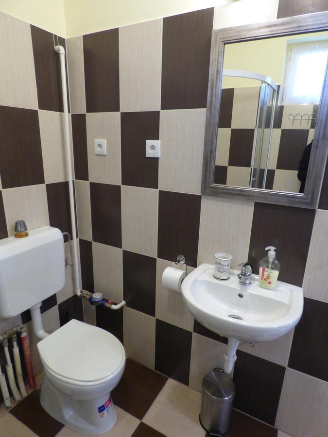 Yellow Apartment 데브레첸 외부 사진